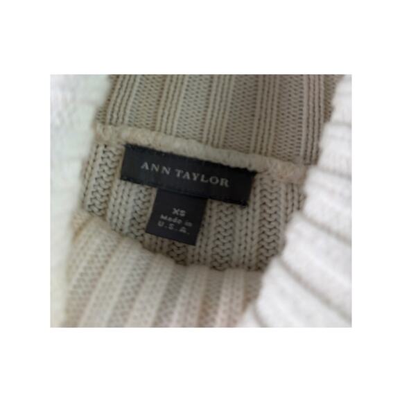 Ann Taylor White Cowl Neck Sweater – Size XS - Picture 4 of 6